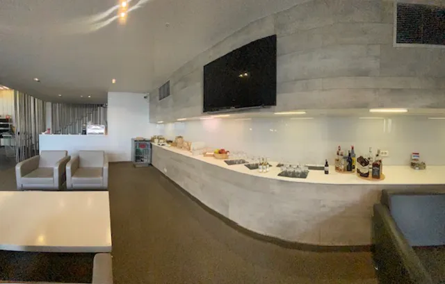 CIP LOUNGE INTERNATIONAL TERMINAL, Аэропорт Приштины имени Адема Яшари: фото 3 из 3