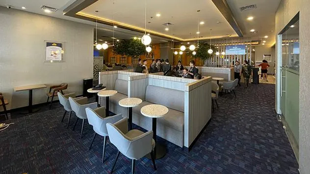 Blue Sky Premier Lounge, Нгурах-Рай: фото 3 из 3