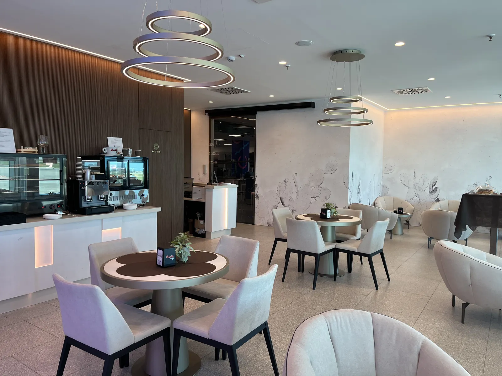 VIP Lounge, Аэропорт Бриндизи Саленто: фото 2 из 3