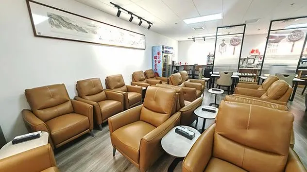 China Southern First Business Class Lounge, Чанчунь Лунцзя: фото 1 из 2