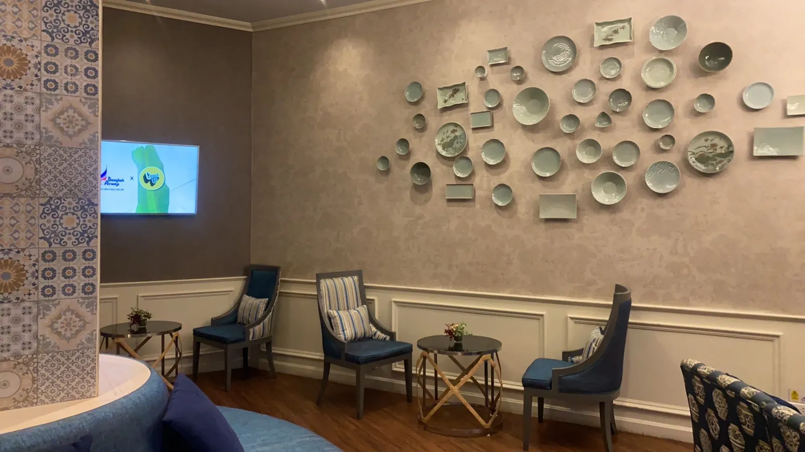 Blue Ribbon Lounge (Внутренний), Чиангмай: фото 3 из 3