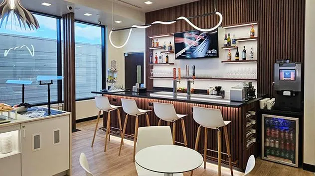 The Lounge Colorado Springs, Колорадо-Спрингс, Колорадо: фото 1 из 3
