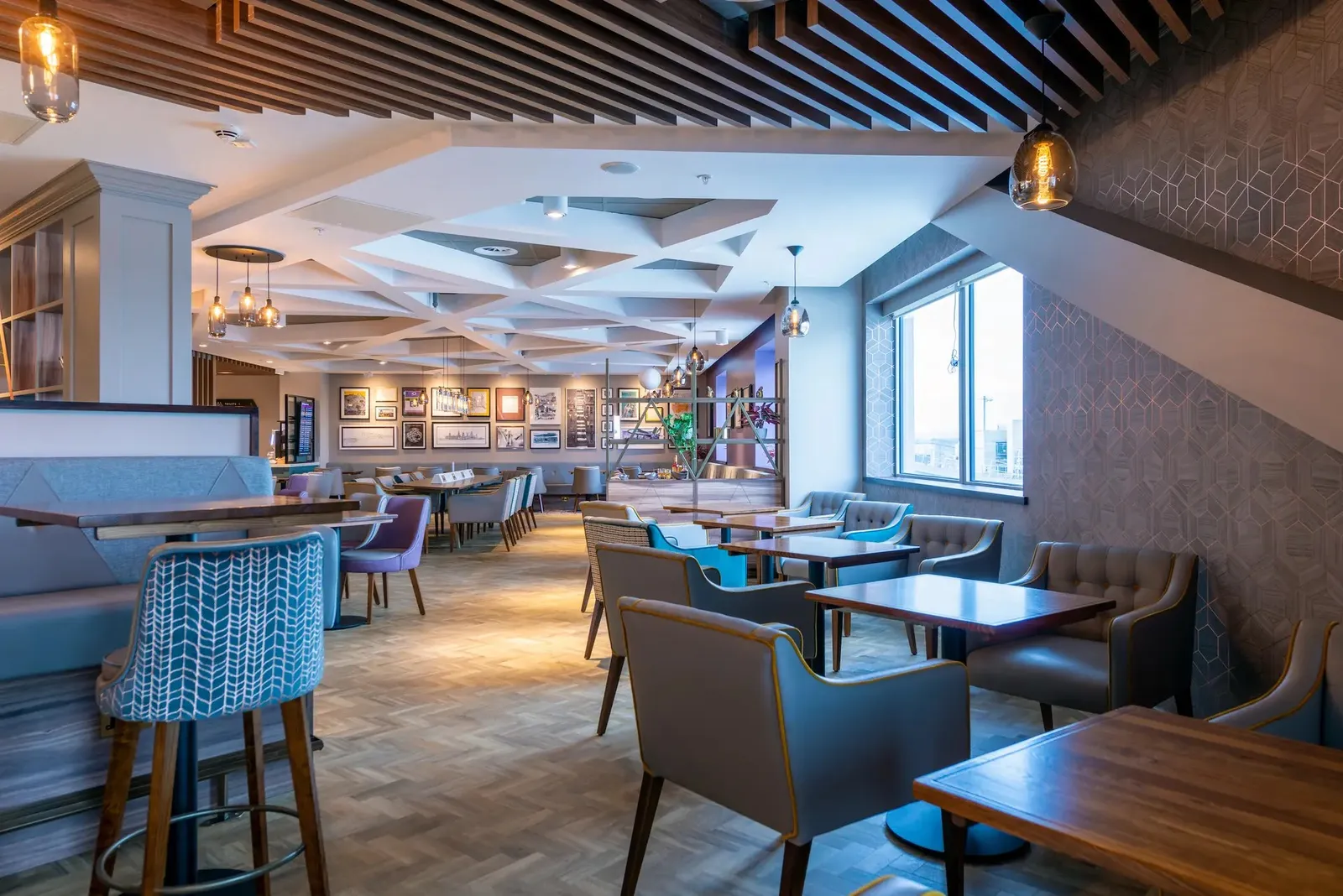 Aspire Lounge 2, Эдинбург: фото 3 из 3