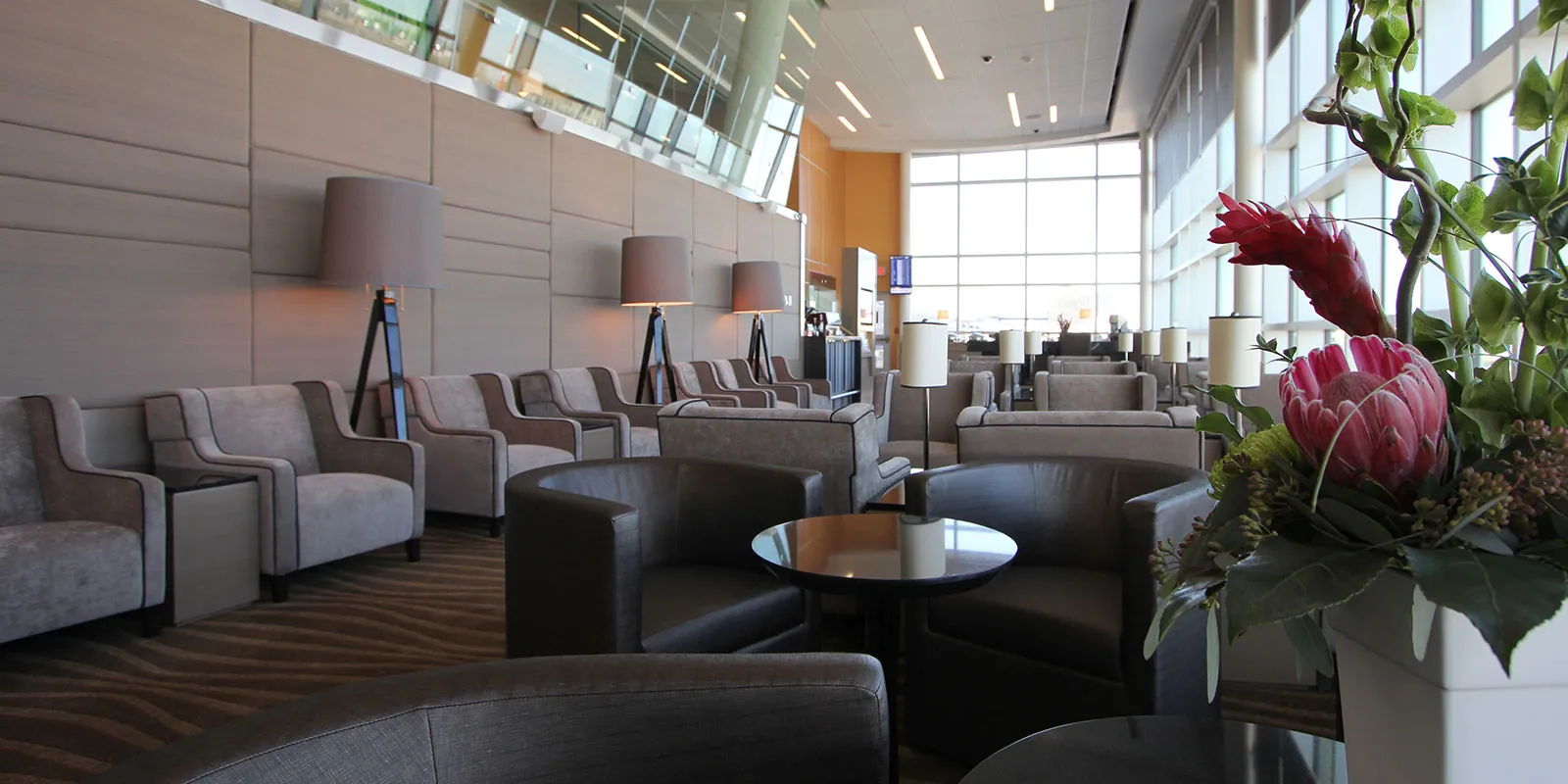 Plaza Premium Lounge (US Departures), Эдмонтон: фото 1 из 3