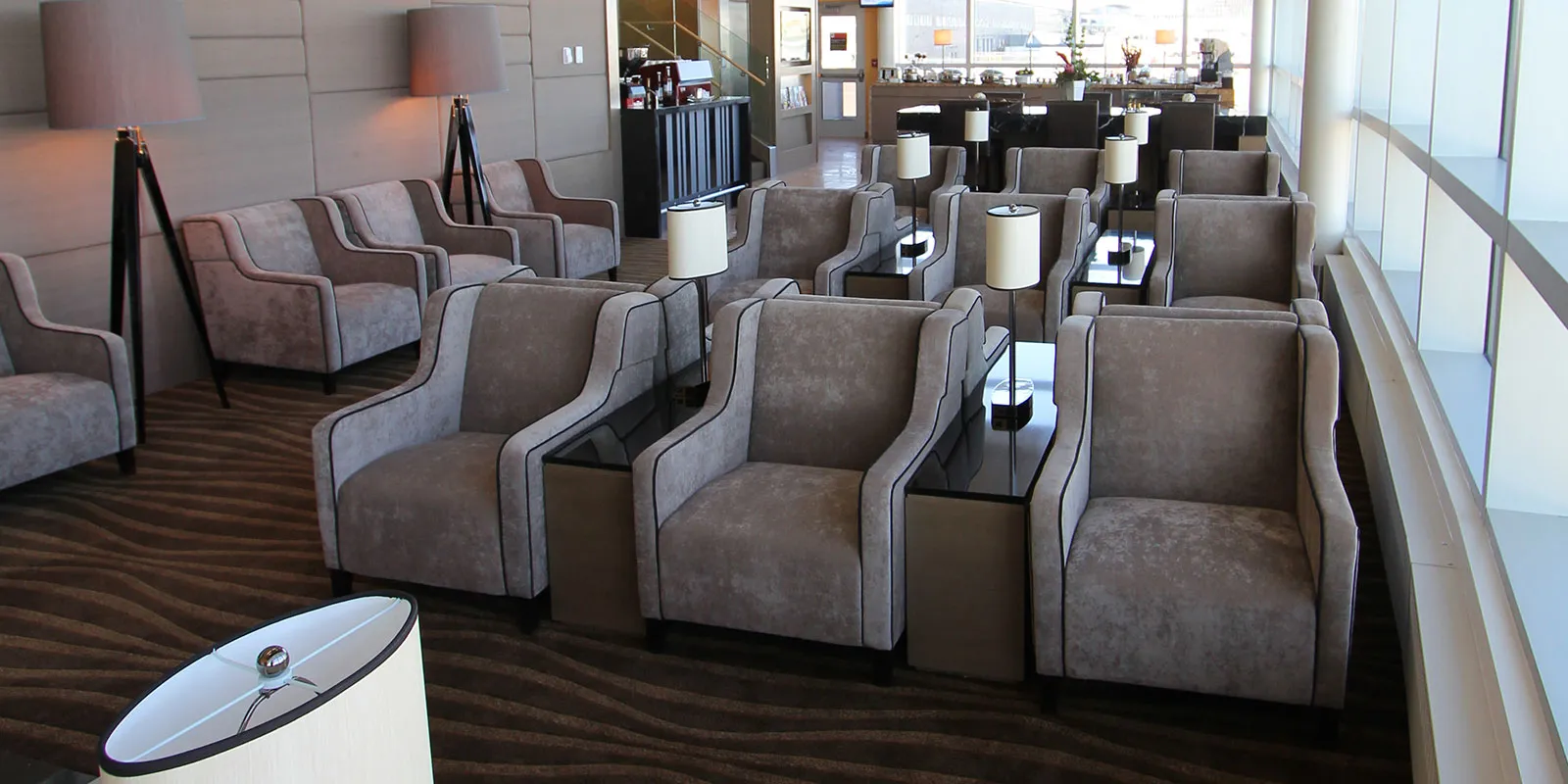 Plaza Premium Lounge (US Departures), Эдмонтон: фото 2 из 3
