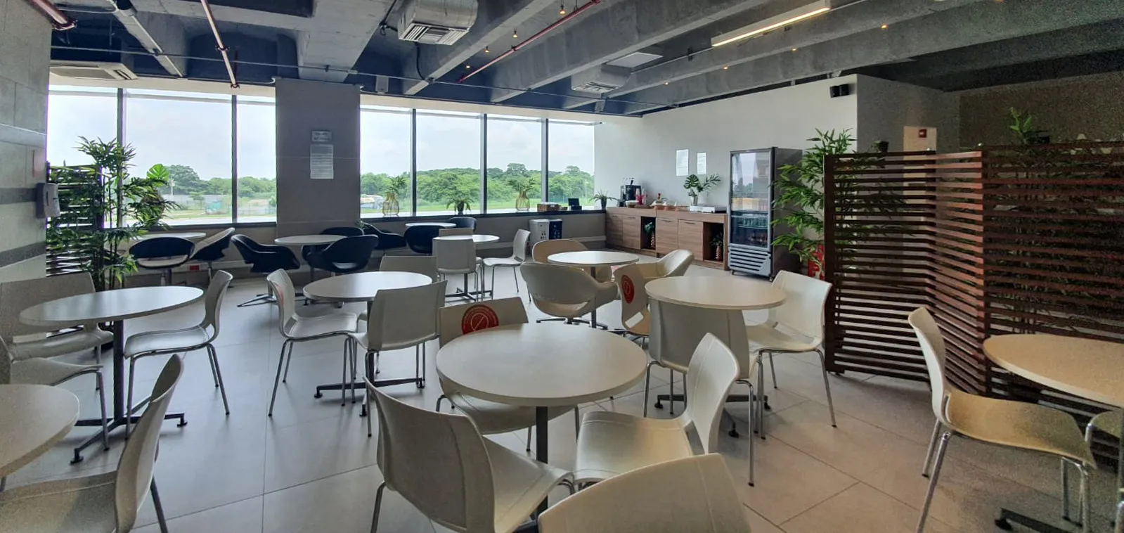 Avianca Lounge Barranquilla, Аэропорт имени Эрнесто Кортиссоса: фото 2 из 2