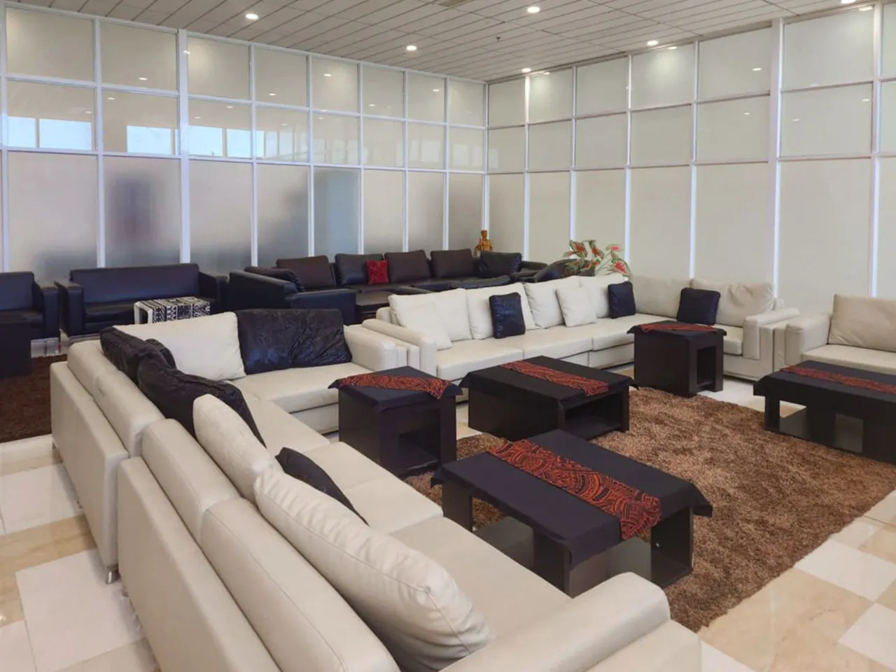 Airline business lounge, Фалеоло (аэропорт): фото 1 из 3