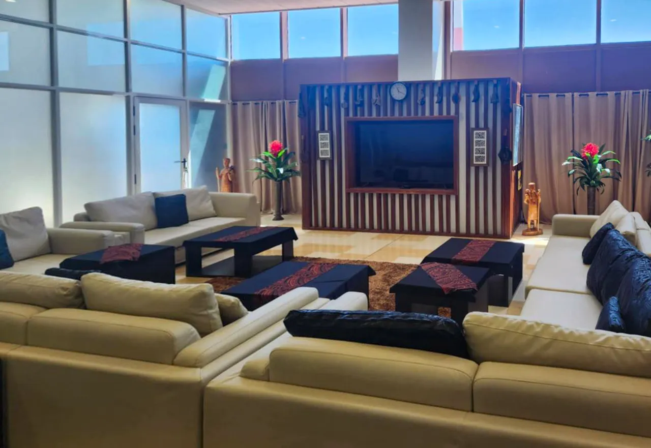 Airline business lounge, Фалеоло (аэропорт): фото 2 из 3