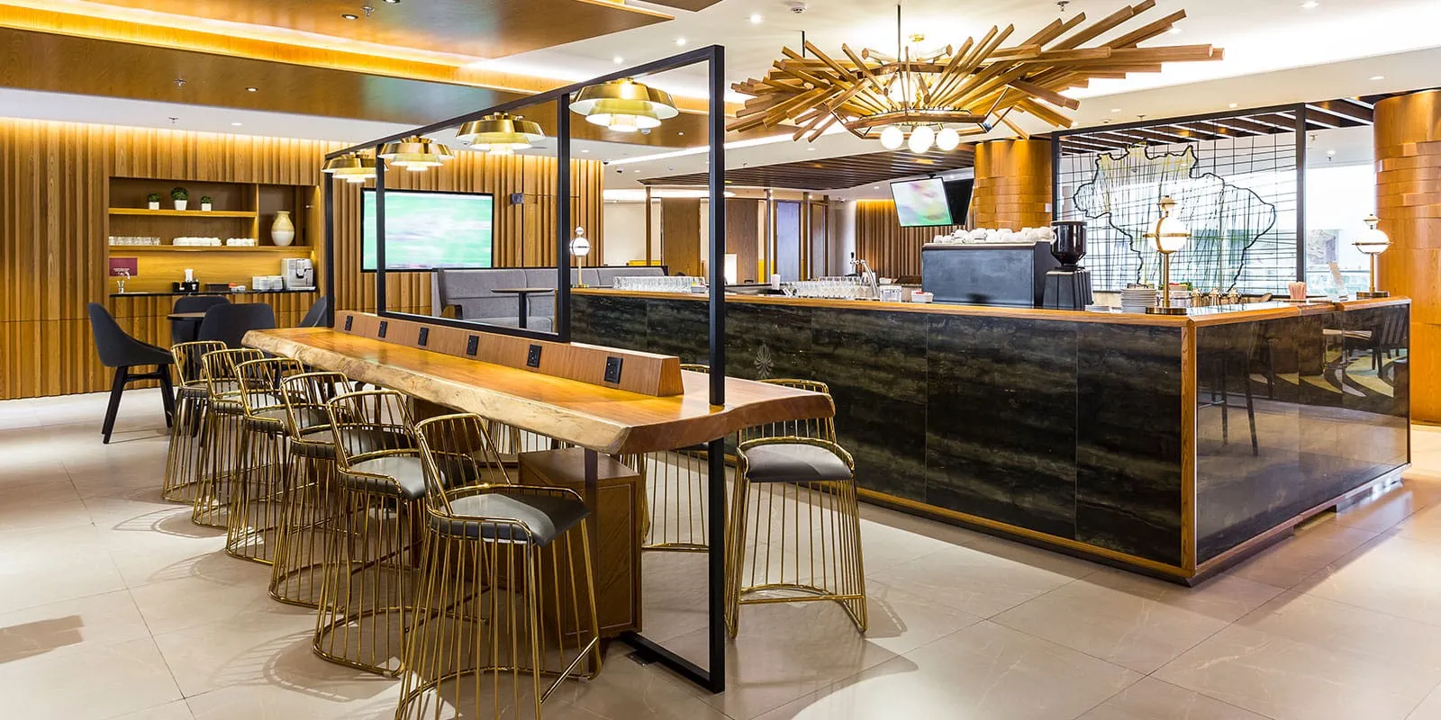 Plaza Premium Lounge, Аэропорт Галеан имени Антониу Карлуса Жобина: фото 3 из 3