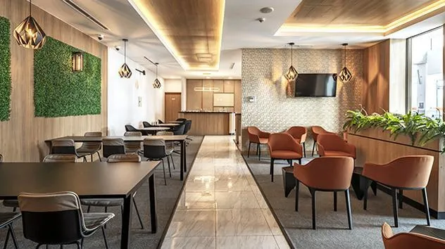 Oma Premium Lounge, Международный аэропорт имени генерала Лусио Бланко (Рейноса): фото 2 из 3