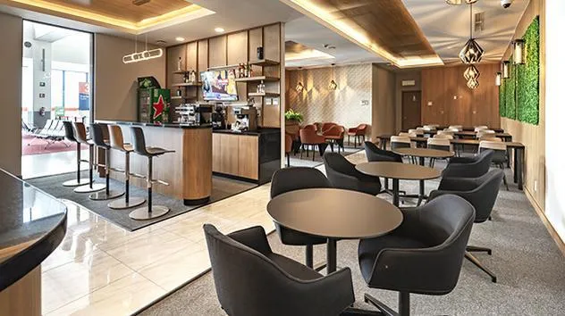 Oma Premium Lounge, Международный аэропорт имени генерала Лусио Бланко (Рейноса): фото 3 из 3