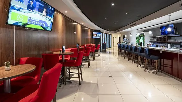 Oma Premium Lounge, Международный аэропорт имени генерала Мариано Эскобедо (Монтеррей): фото 1 из 3