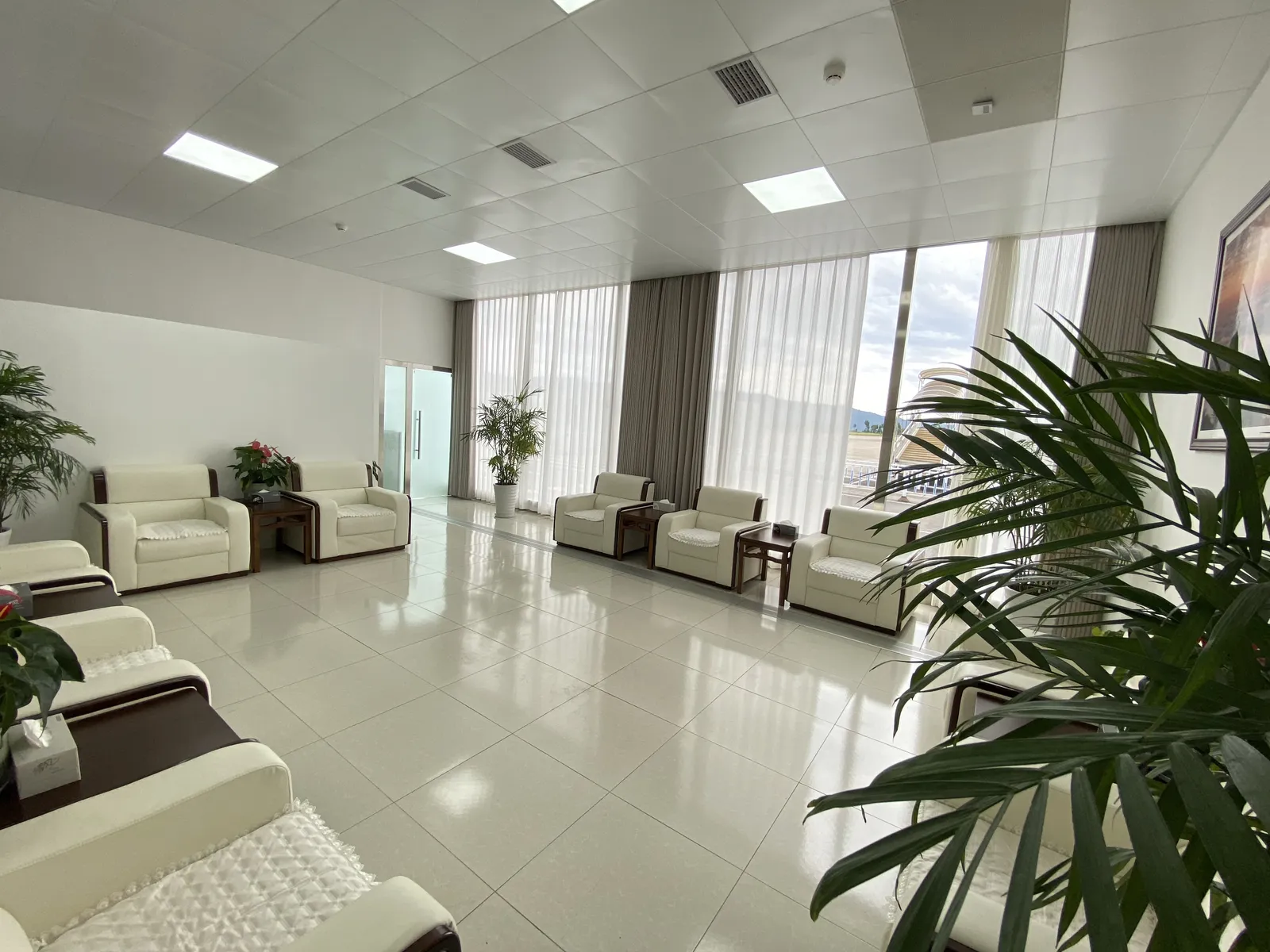 Airlines Lounge 1, 2, Паньлун: фото 1 из 3