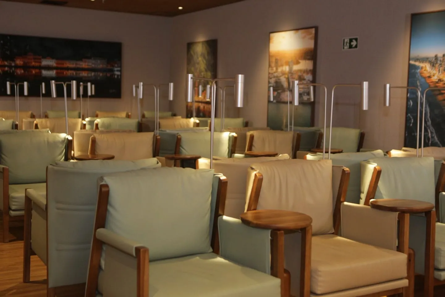 W Premium Lounge Recife Frevo, Аэропорт Ресифи Гуарарапис имени Жилберту Фрейре: фото 1 из 2