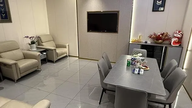 China Southern First Business Class Lounge, Гуйян Лундунбао: фото 3 из 3