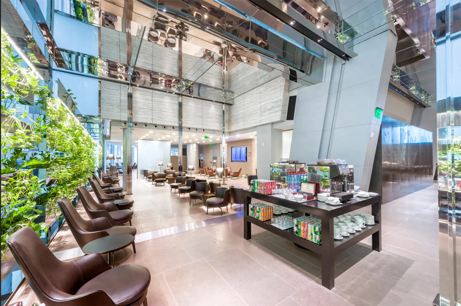 Al Maha Lounge - South Node, Хамад: фото 2 из 3