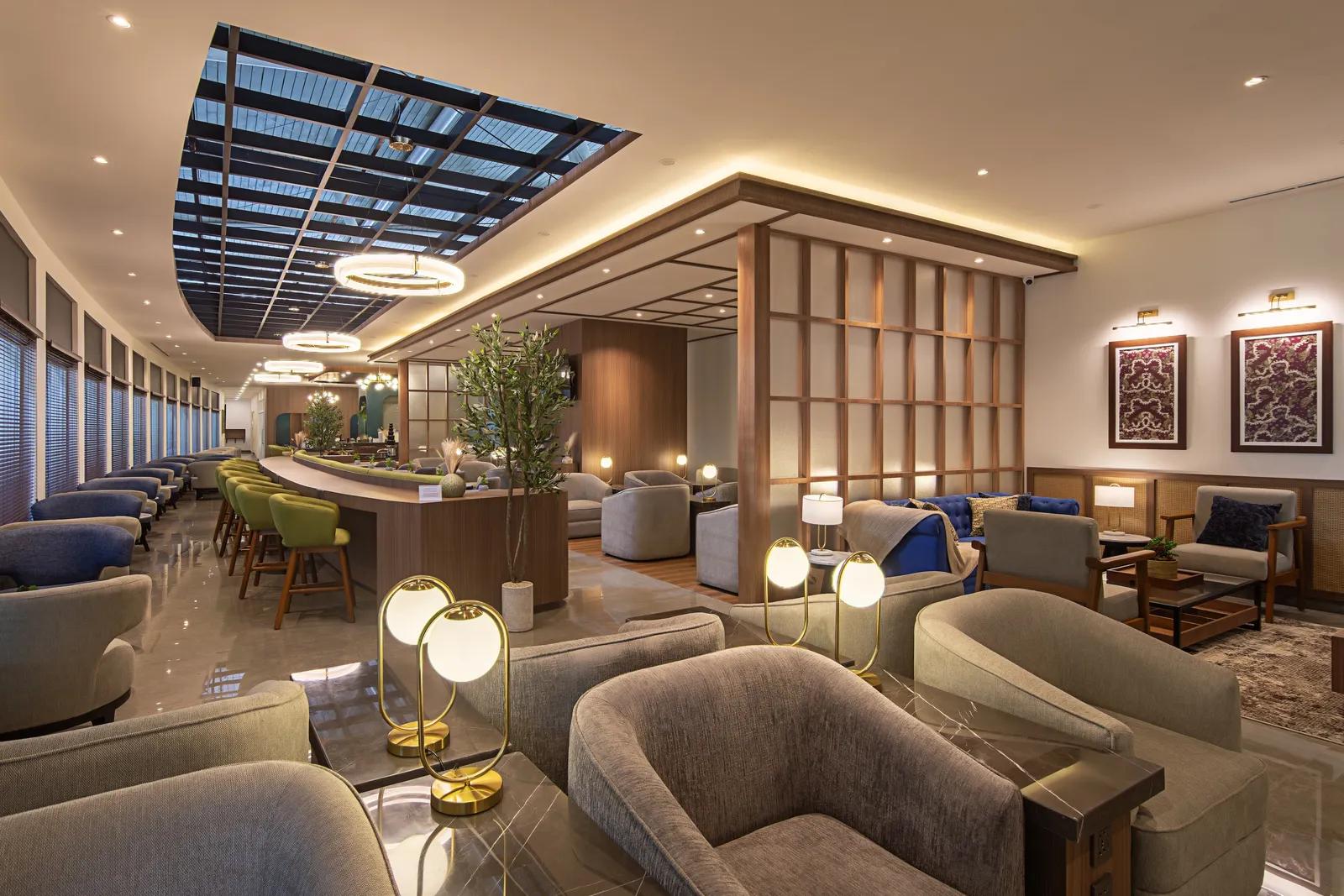 Blue Sky Premier Lounge, Имени Джуанды (Сидоарджо): фото 1 из 3