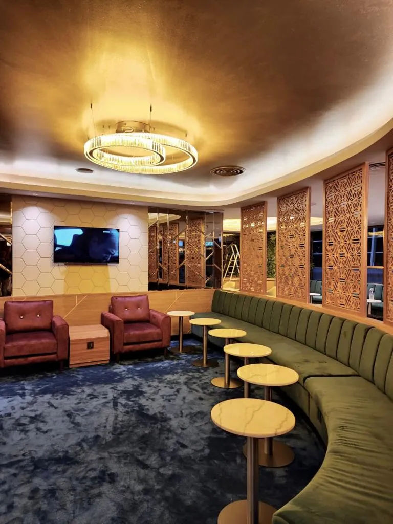 Travel Club Lounge, Кучинг: фото 3 из 3