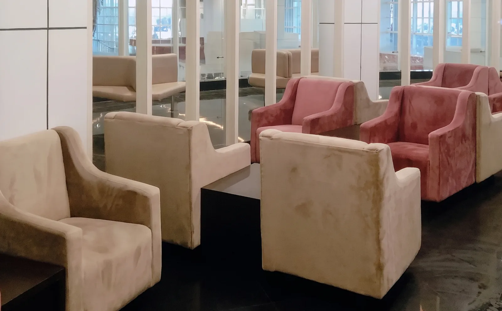 Primus Lounge, Агартала (Махараджа Бир Бикрам): фото 3 из 3
