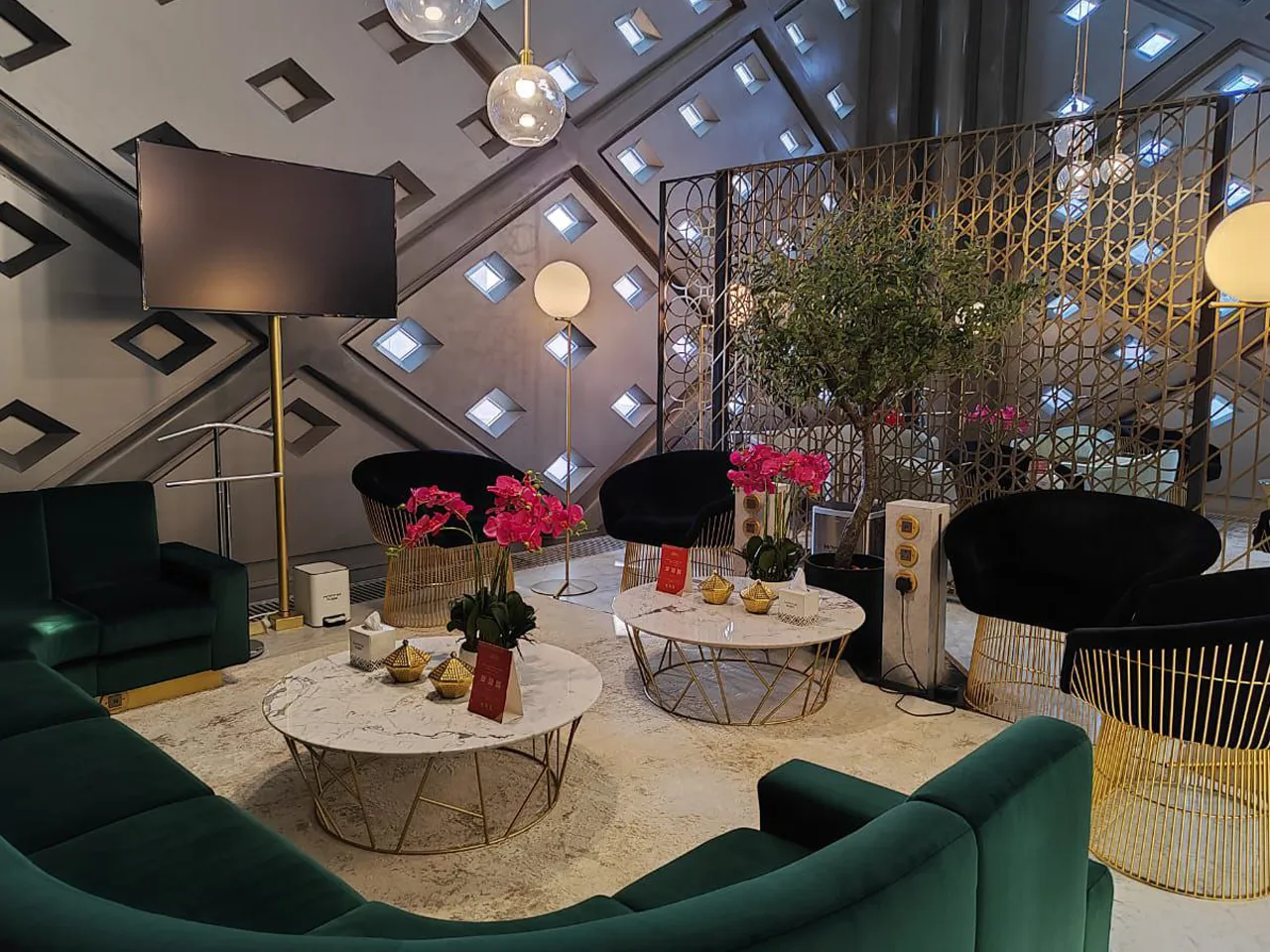 Hayyak Lounge, Железнодорожная станция Аль-Мадины Аль-Мунаввары: фото 1 из 3