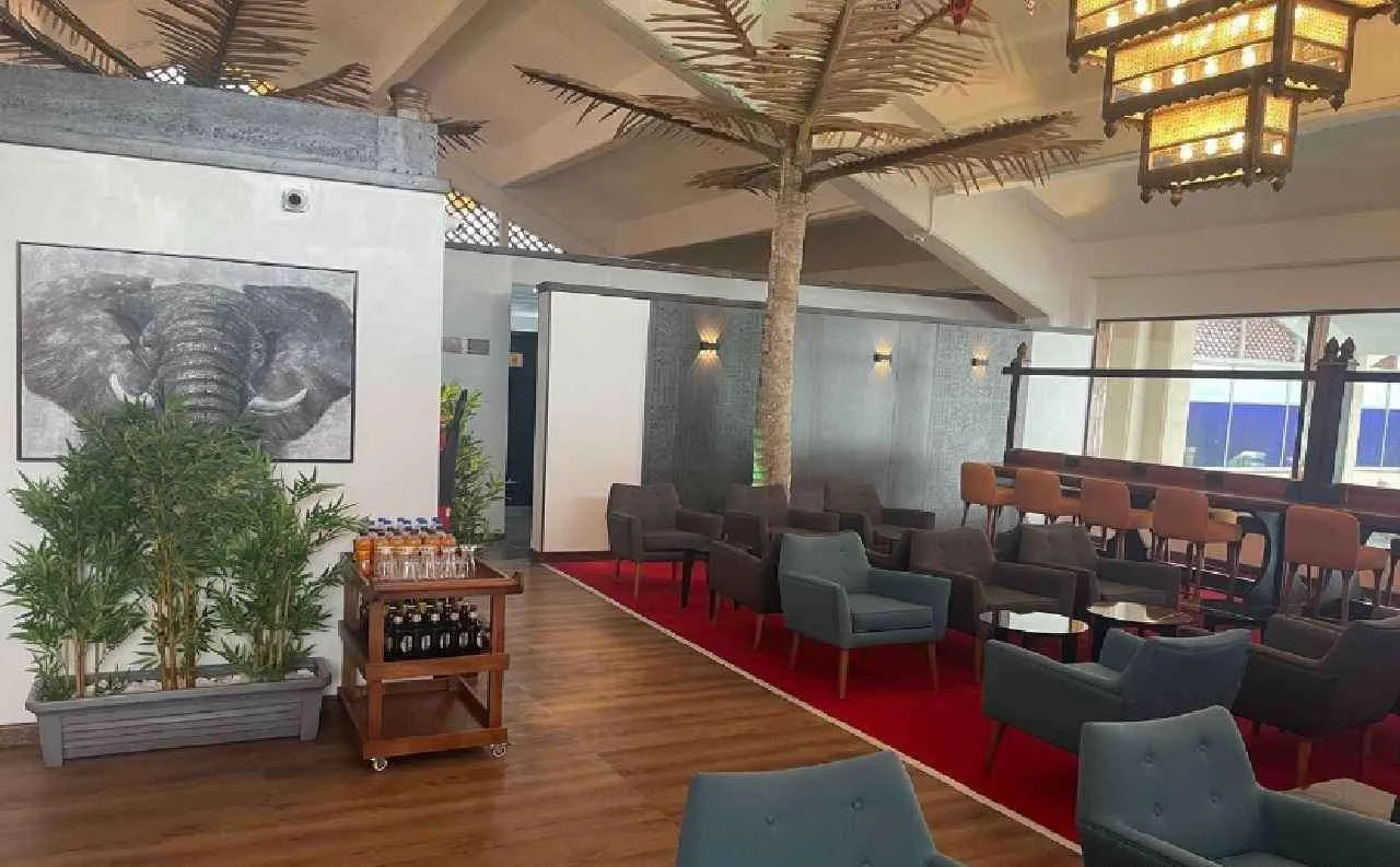 Bosphorus Lounge, Аэропорт имени Мои: фото 2 из 3