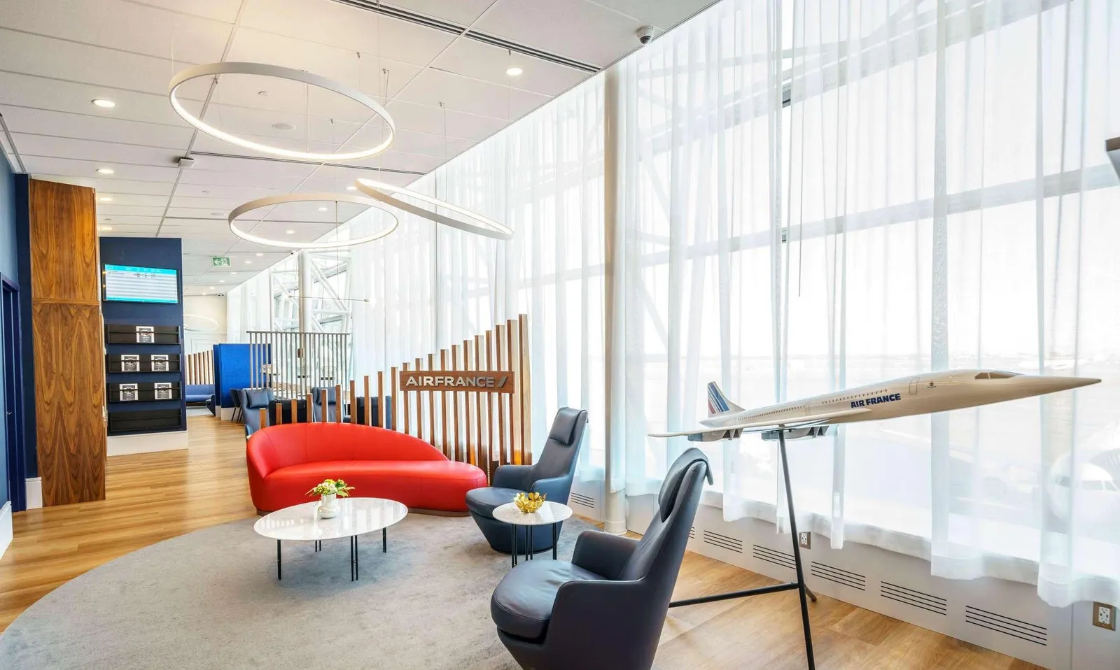 Air France Lounge, Пьер Эллиот Трюдо: фото 1 из 3
