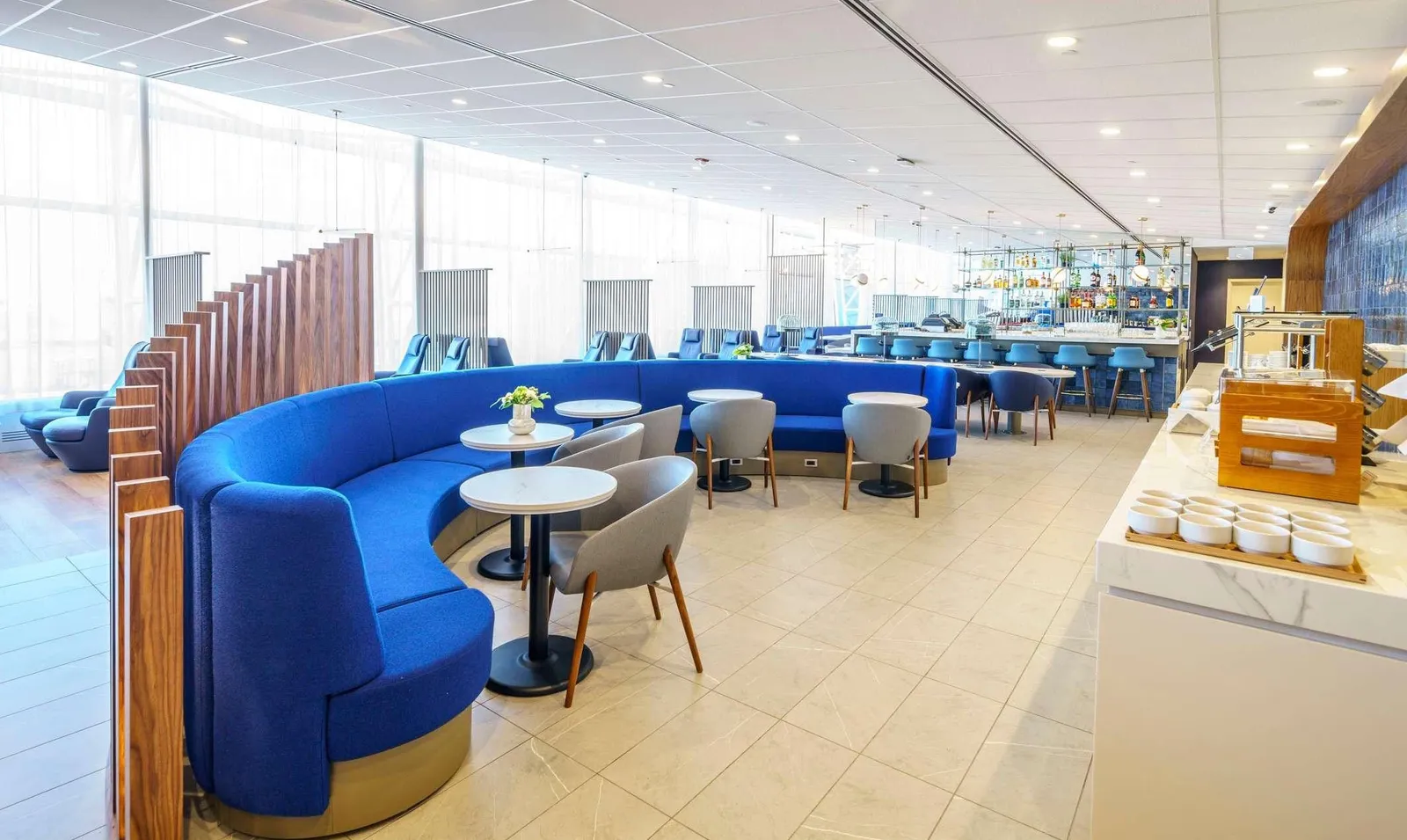 Air France Lounge, Пьер Эллиот Трюдо: фото 2 из 3