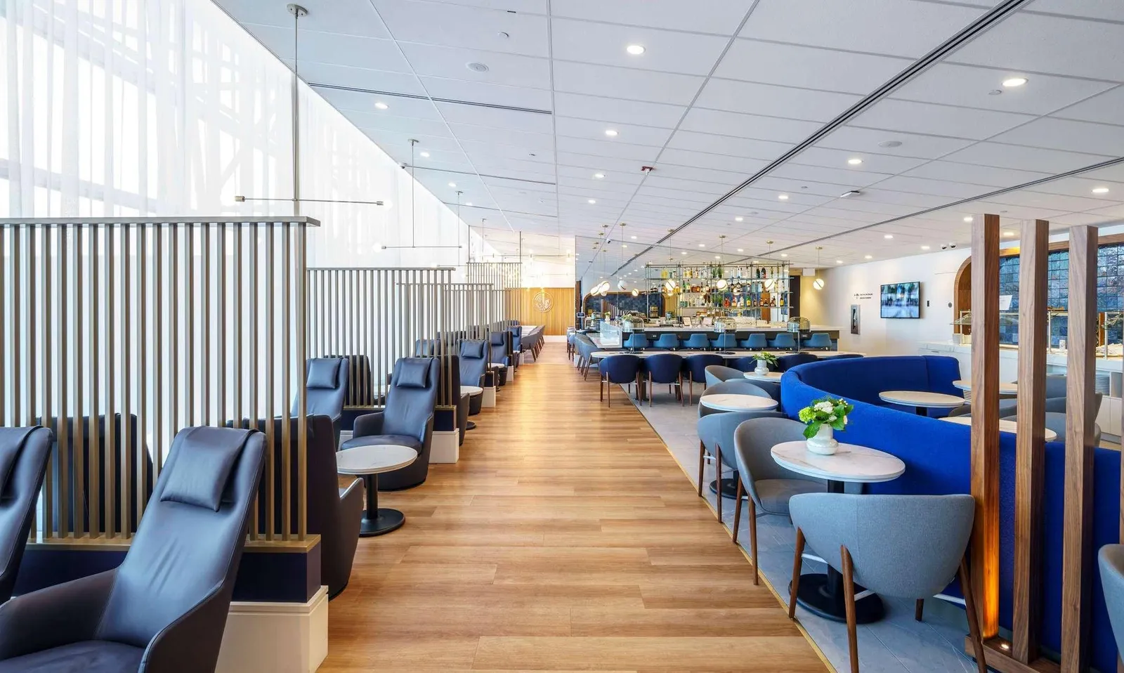 Air France Lounge, Пьер Эллиот Трюдо: фото 3 из 3