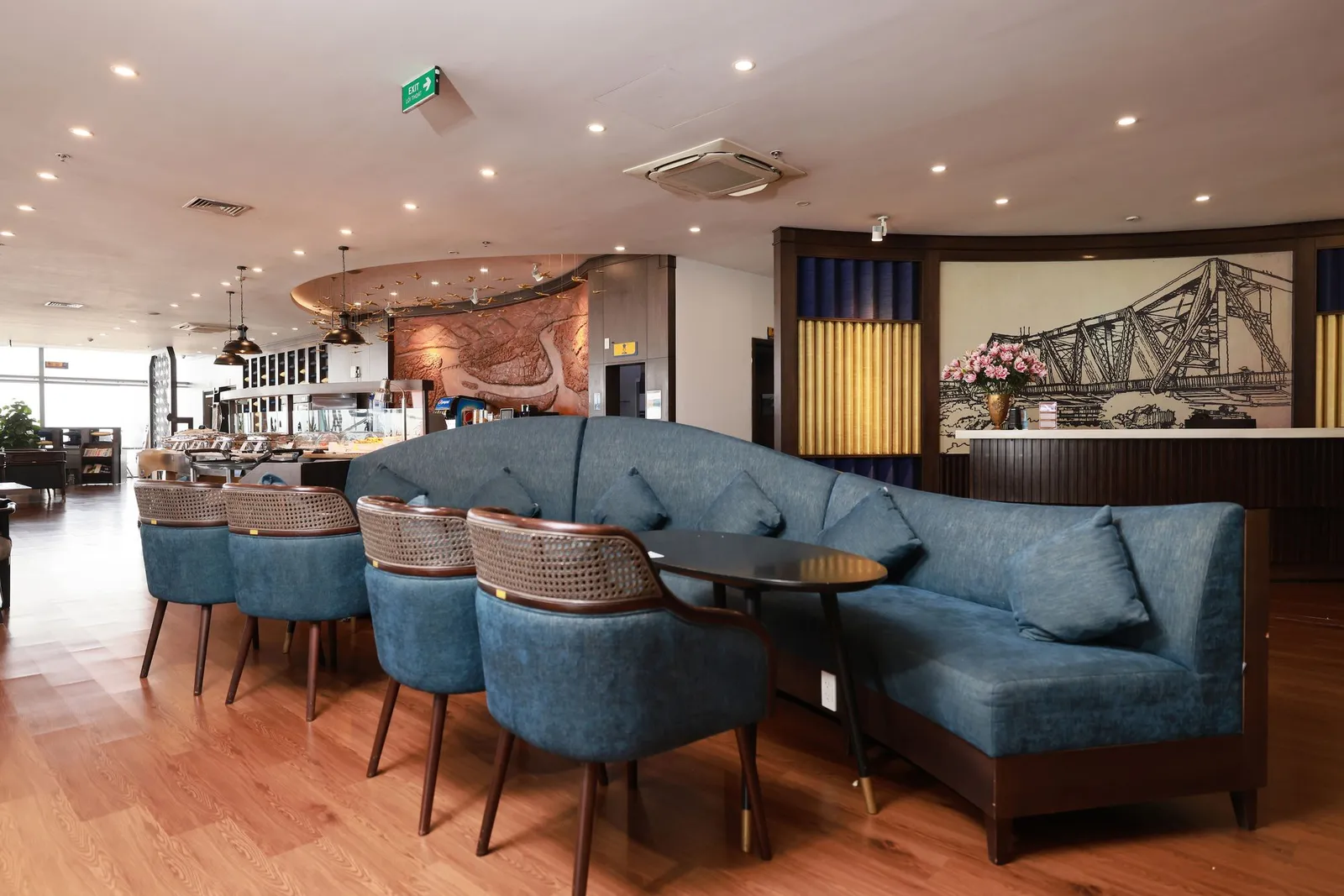 Song Hong Premium Lounge, Нойбай: фото 1 из 2
