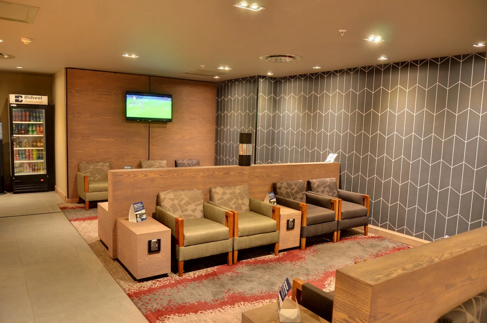 Bidvest Premier Lounge, О. Р. Тамбо: фото 2 из 3