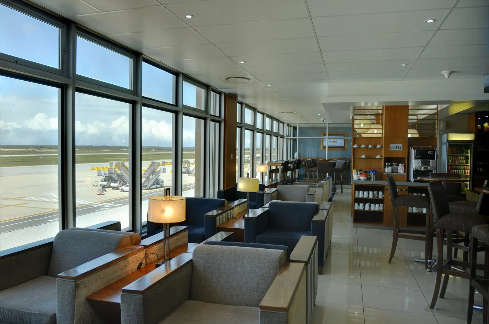 Bidvest Premier Lounge, Порт-Элизабет: фото 2 из 3