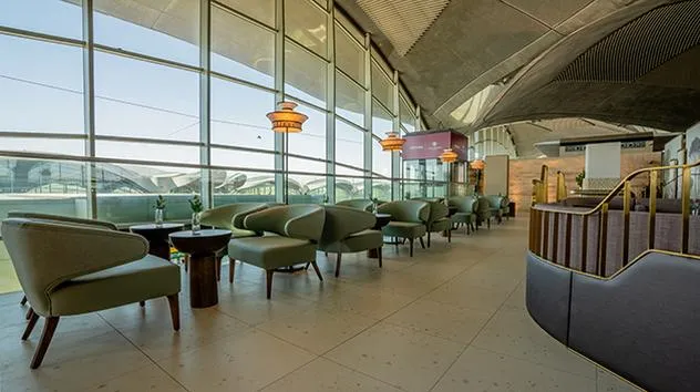 Plaza Premium Lounge (зона вылета рейсов), Аэропорт имени королевы Алии: фото 2 из 3