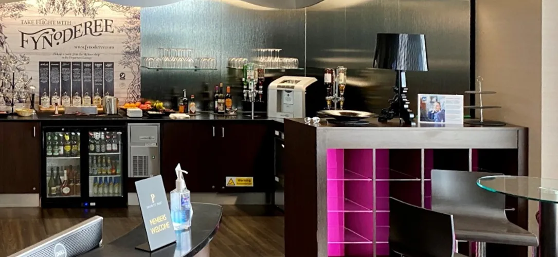 Rendezvous Lounge inpartnership with Plaza Premium Lounge, Роналдсуэй: фото 1 из 2