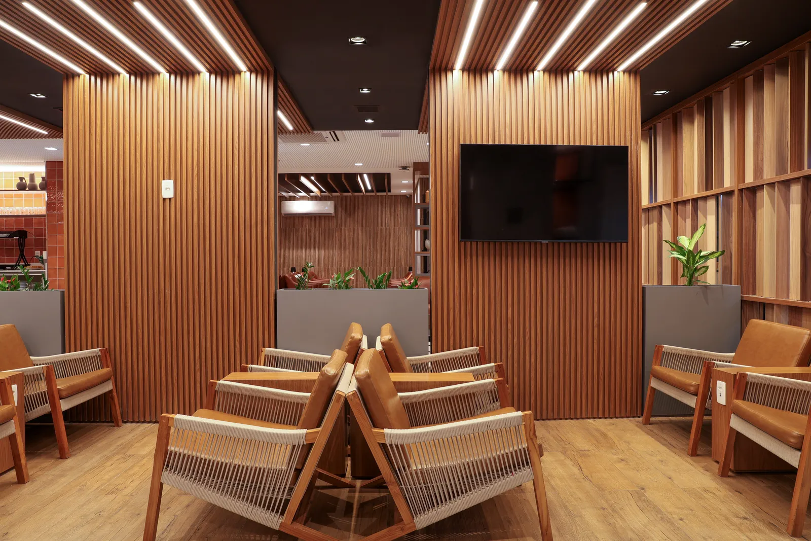 Advantage VIP Lounge, Конгоньяс: фото 2 из 3