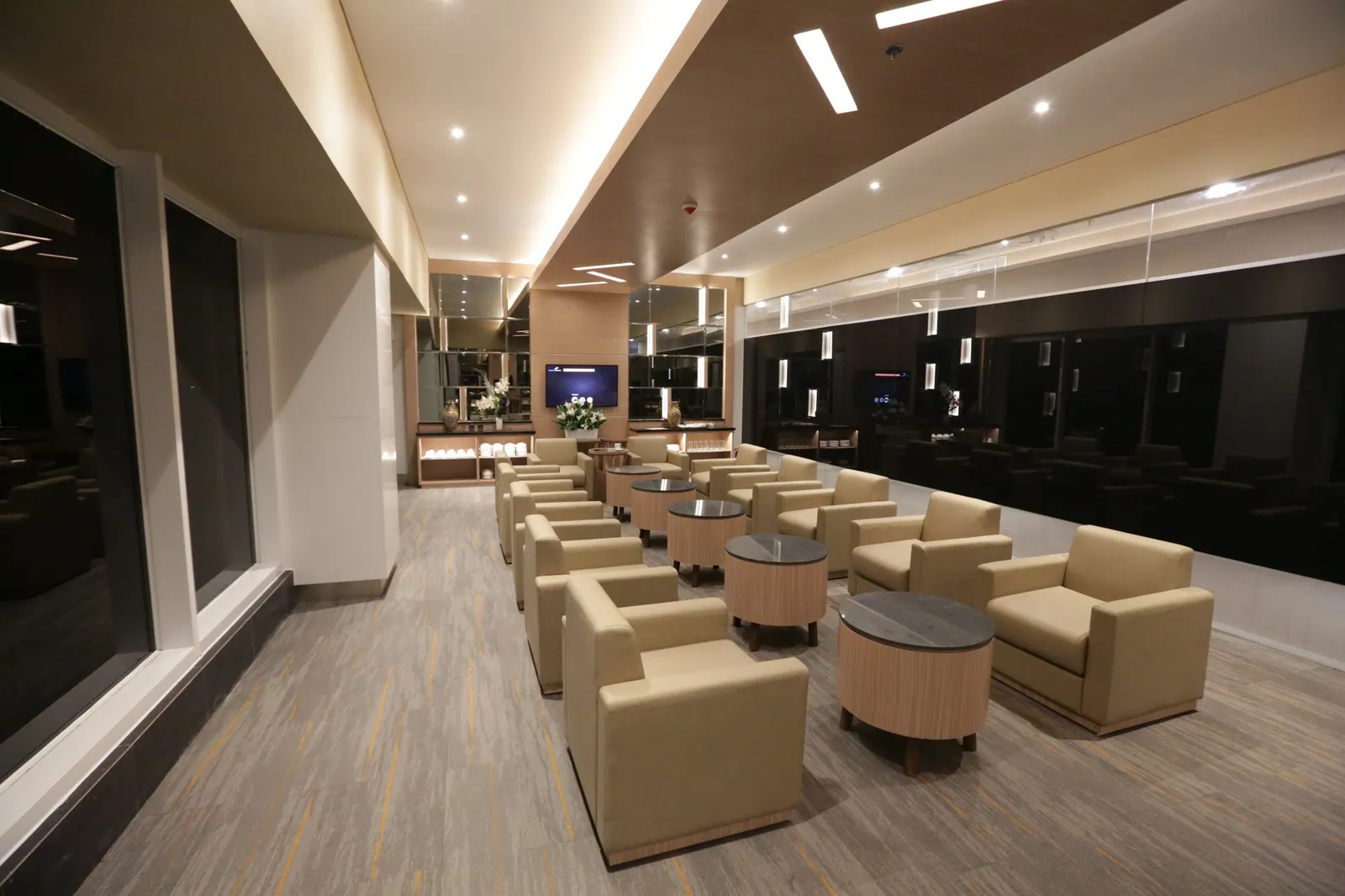 Concordia Lounge, Ахмад Яни: фото 1 из 3