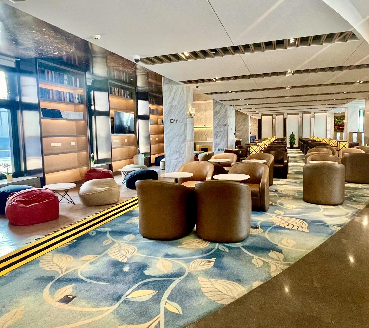 China Eastern Airlines V01 International Lounge, Шанхай Хунцяо: фото 1 из 3
