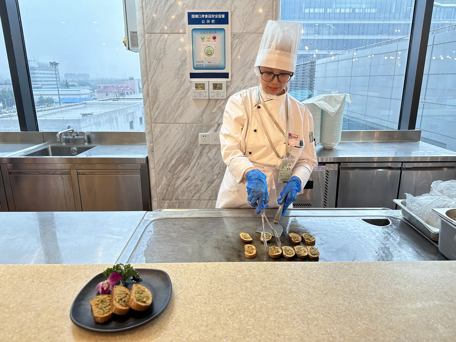China Eastern Airlines V01 International Lounge, Шанхай Хунцяо: фото 3 из 3