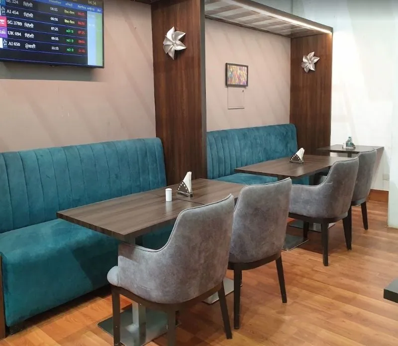 Primus Lounge, Аэропорт имени Раджа Санси: фото 2 из 3