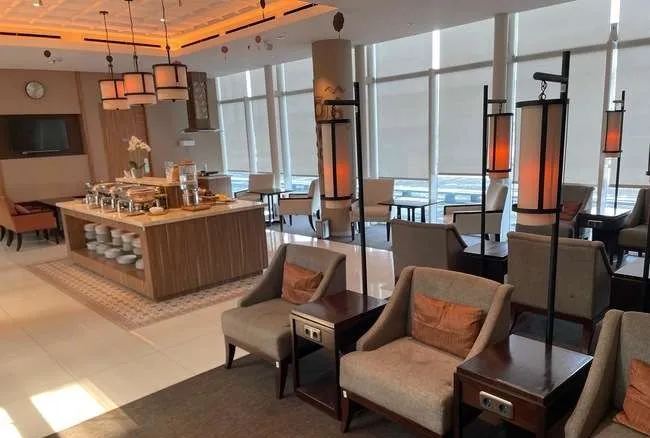 Saphire Lounge, Султан Таха Сарифадн: фото 1 из 3