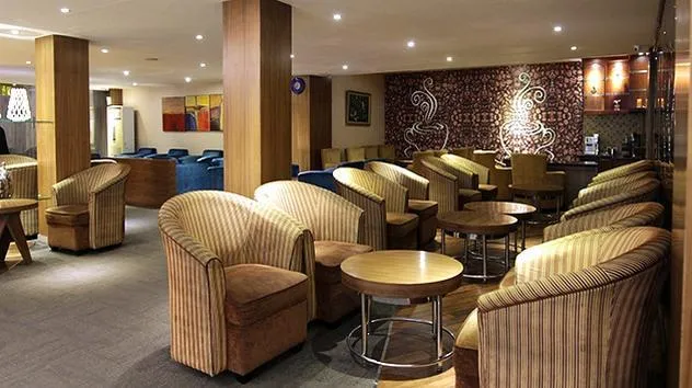 Saphire Lounge, Сьямсудин Нур: фото 1 из 3