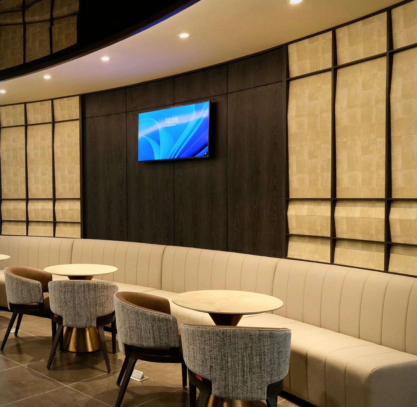 The SENS Business Lounge, Таншоннят: фото 3 из 3