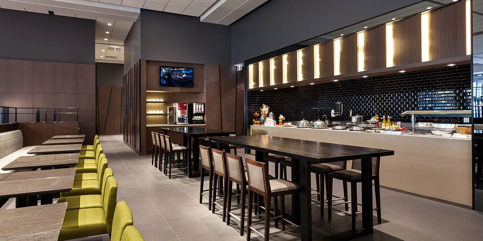 Plaza Premium Lounge (Pier C), Ванкувер: фото 2 из 3