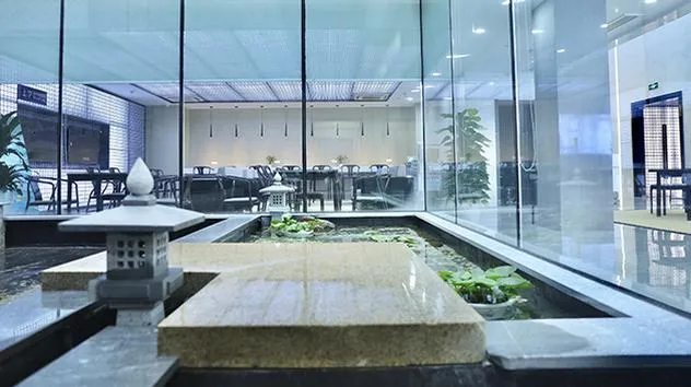 First Class Lounge, Иу: фото 3 из 3