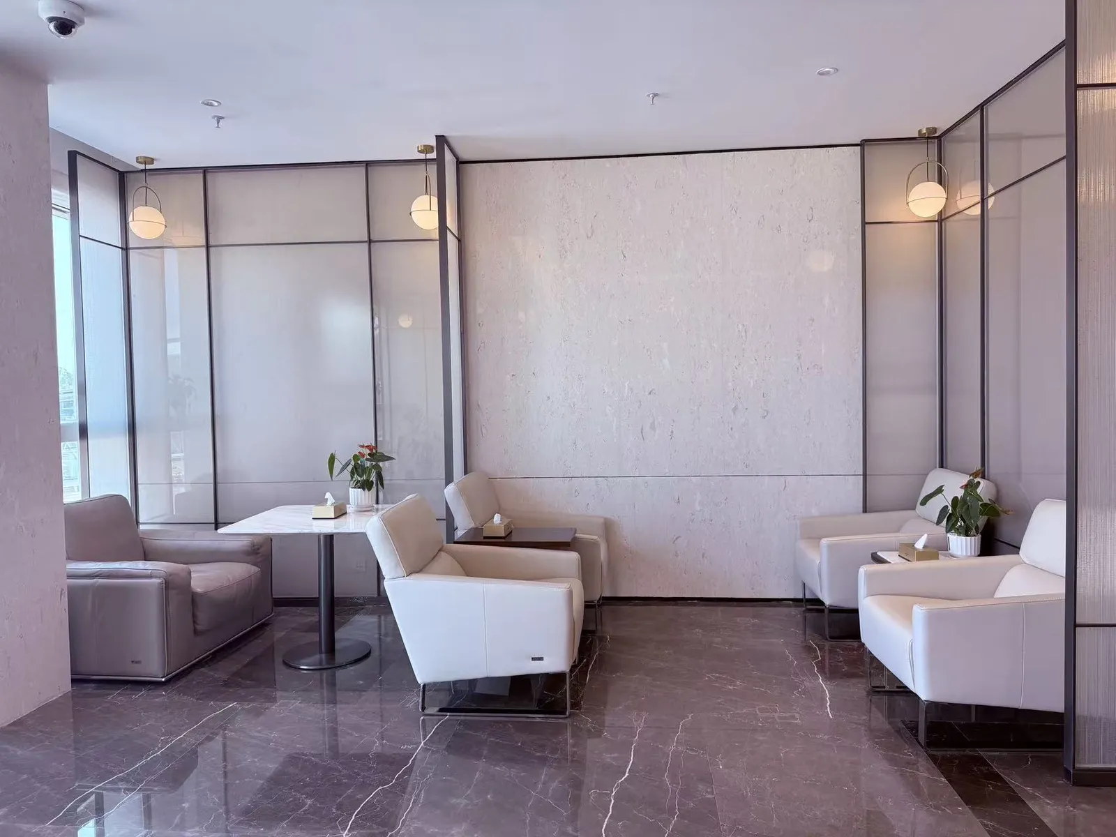 Seasons Prestige VIP Lounge, Чжаньцзян: фото 3 из 3